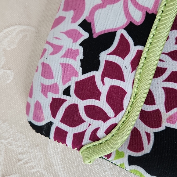 Macbeth Collection reversible mini tablet sleeve/ case floral zebra print - Picture 5 of 6